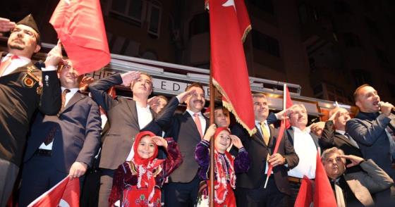 BALIKESİR’DEN MEHMETÇİK’E SELAM