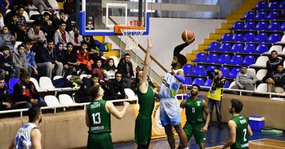 BORNOVA OYNADI, BALIKESİR BŞB SEYRETTİ : 59-74