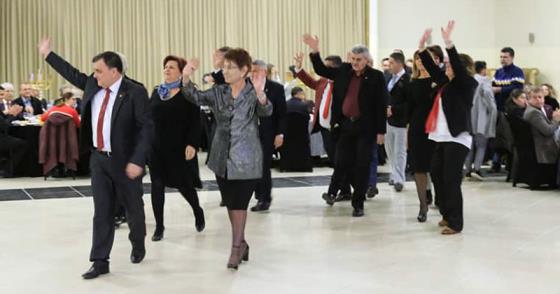 CHP’NİN İKTİDAR YÜRÜYÜŞÜ ALTIEYLÜL’LE BAŞLADI