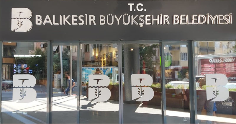 BÜYÜKŞEHİR’DE ARTIK T.C. VAR !