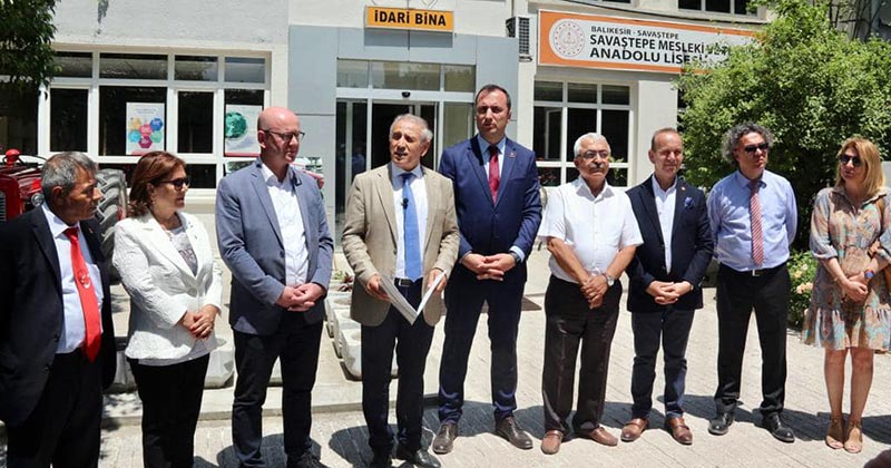 CHP’NİN KÖY ENSTİTÜSÜ ZİYARETLERİ SAVAŞTEPE İLE SÜRDÜ