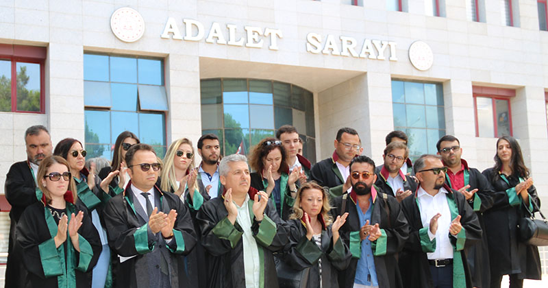 “AVUKAT GÜVENDE DEĞİLSE VATANDAŞ DA GÜVENDE OLAMAZ”