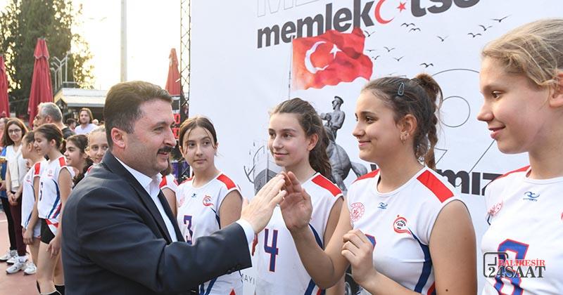 ALTIEYLÜL’DEN GENÇLİK FESTİVALİ